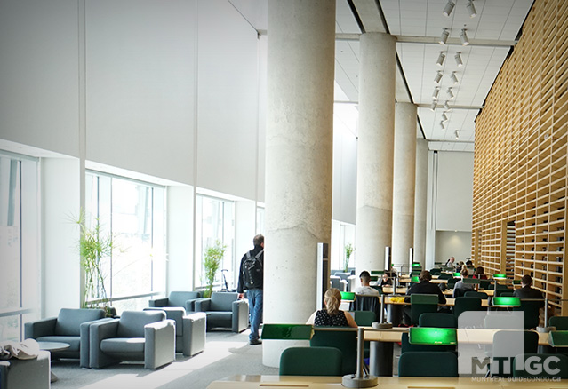 corridor de la Bibliothèque et Archives nationales du Québec