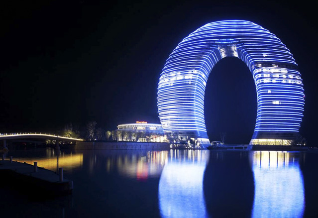 10-building-chinois-incroyables-sheraton