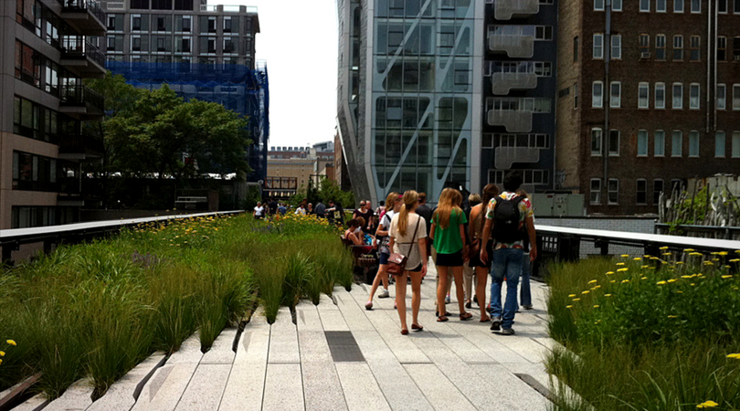 De vieux rails devenus parc – Le High Line