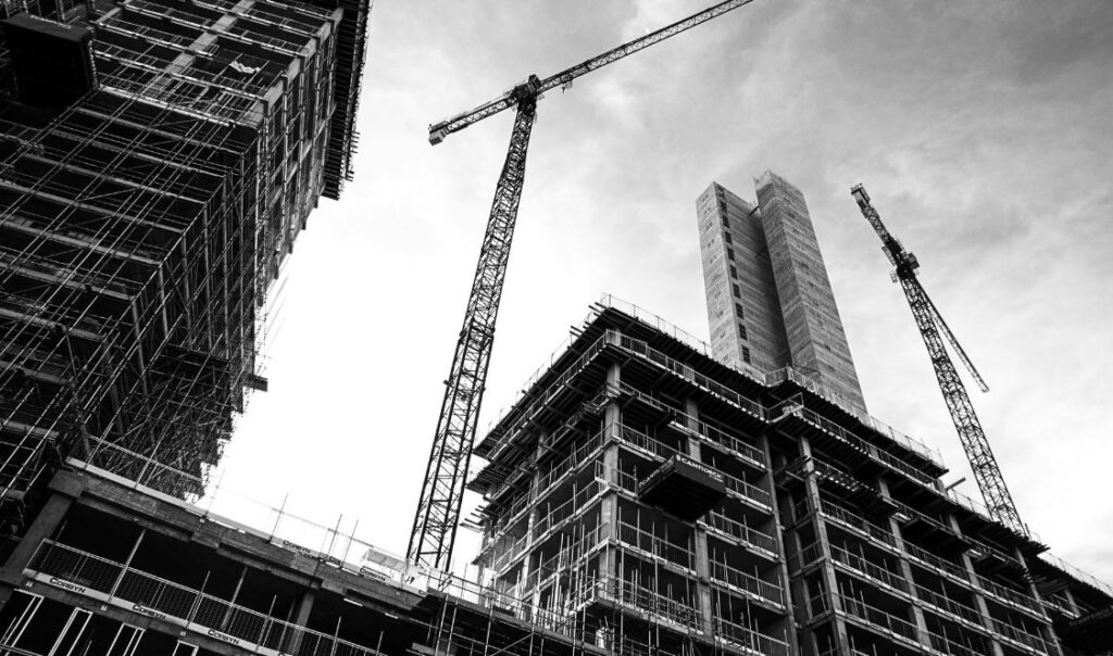 Le projet de loi Duranceau suscite des inquiétudes éthiques parmi les experts, mettant en lumière les risques de corruption dans le secteur de la construction.