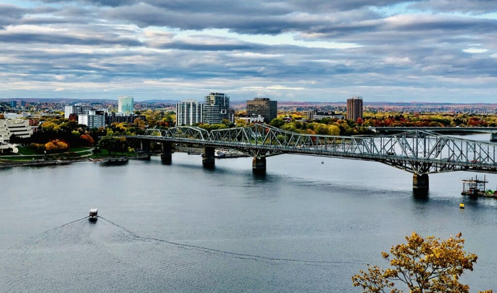 Pont reliant Ottawa et Gatineau